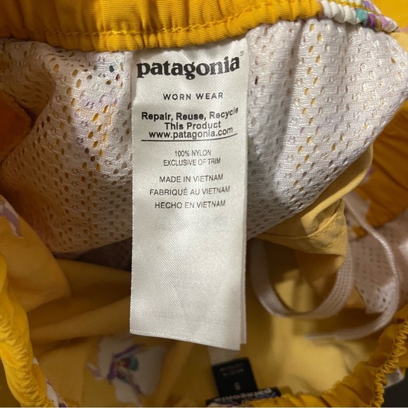Patagonia Barely Baggies Shorts Women’s Small Yellow Floral Nylon Pockets 2” - Picture 4 of 8